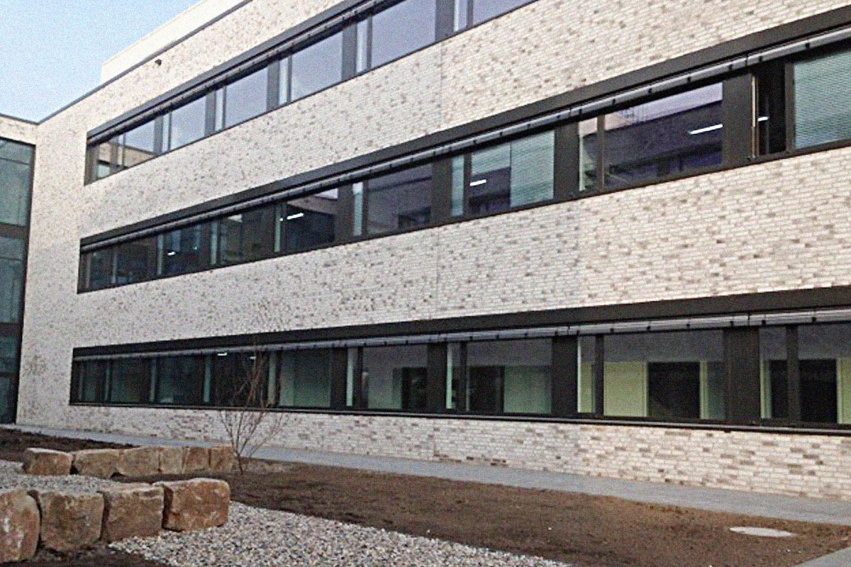 Campus Hochschule Hamm-Lippstadt, 18.500 qm RAL 7022